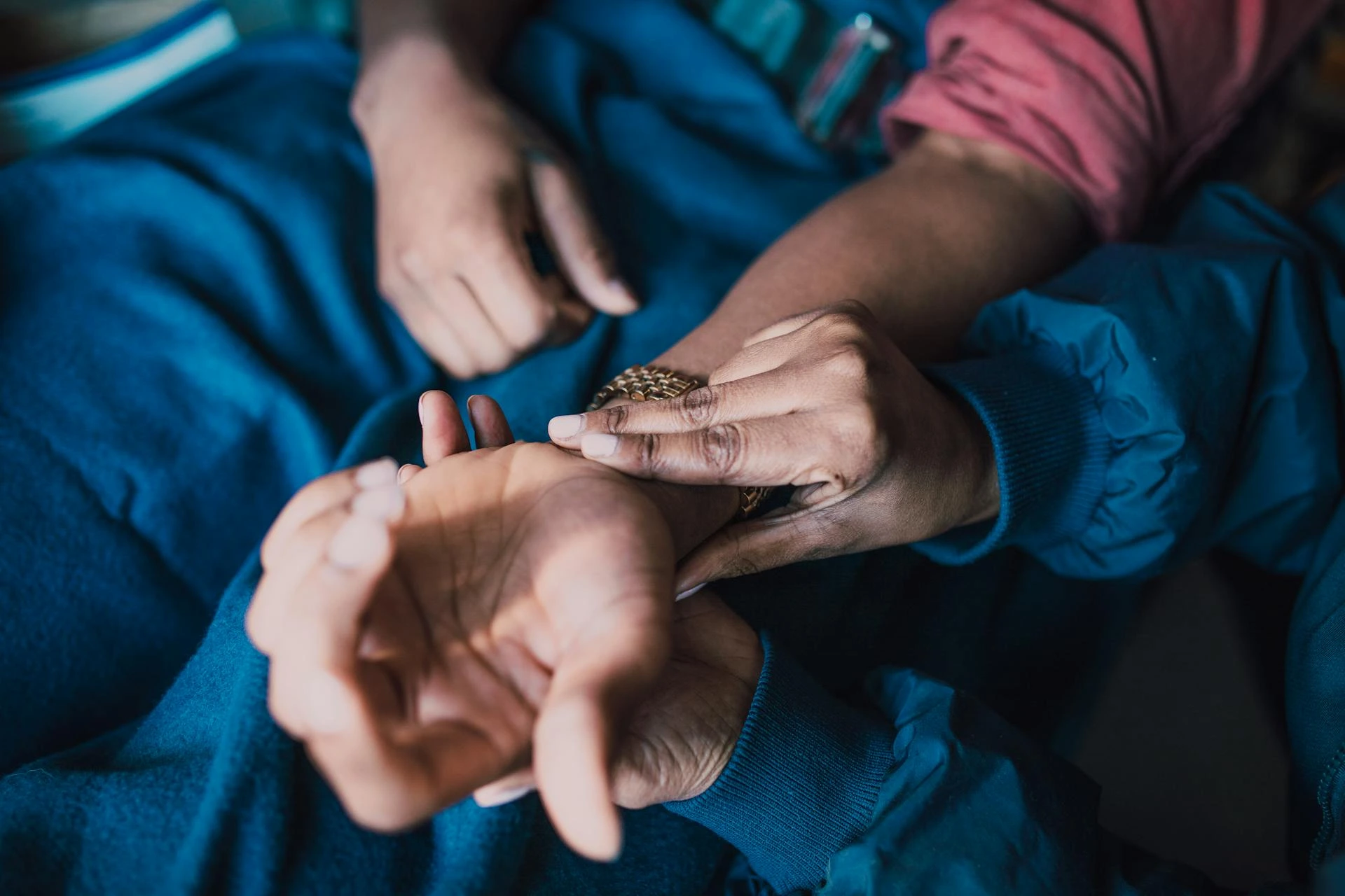 Ultrasound-guided hand and wrist injection in Dubai
